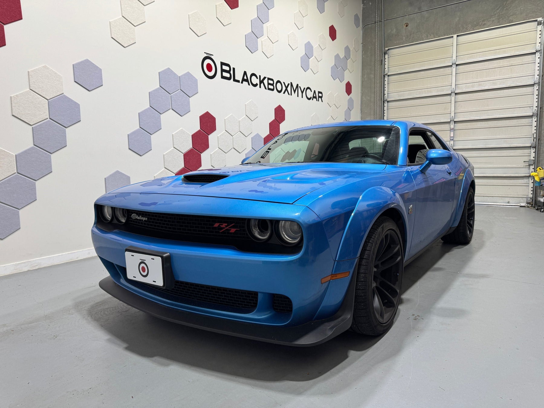 Installing a VIOFO A229 Plus Duo in a 2023 Dodge Challenger Scat Pack (When the Fuse Box Is in the Trunk) cover image
