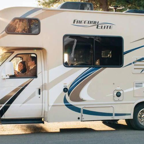 Best Dash Cams for RVs cover image