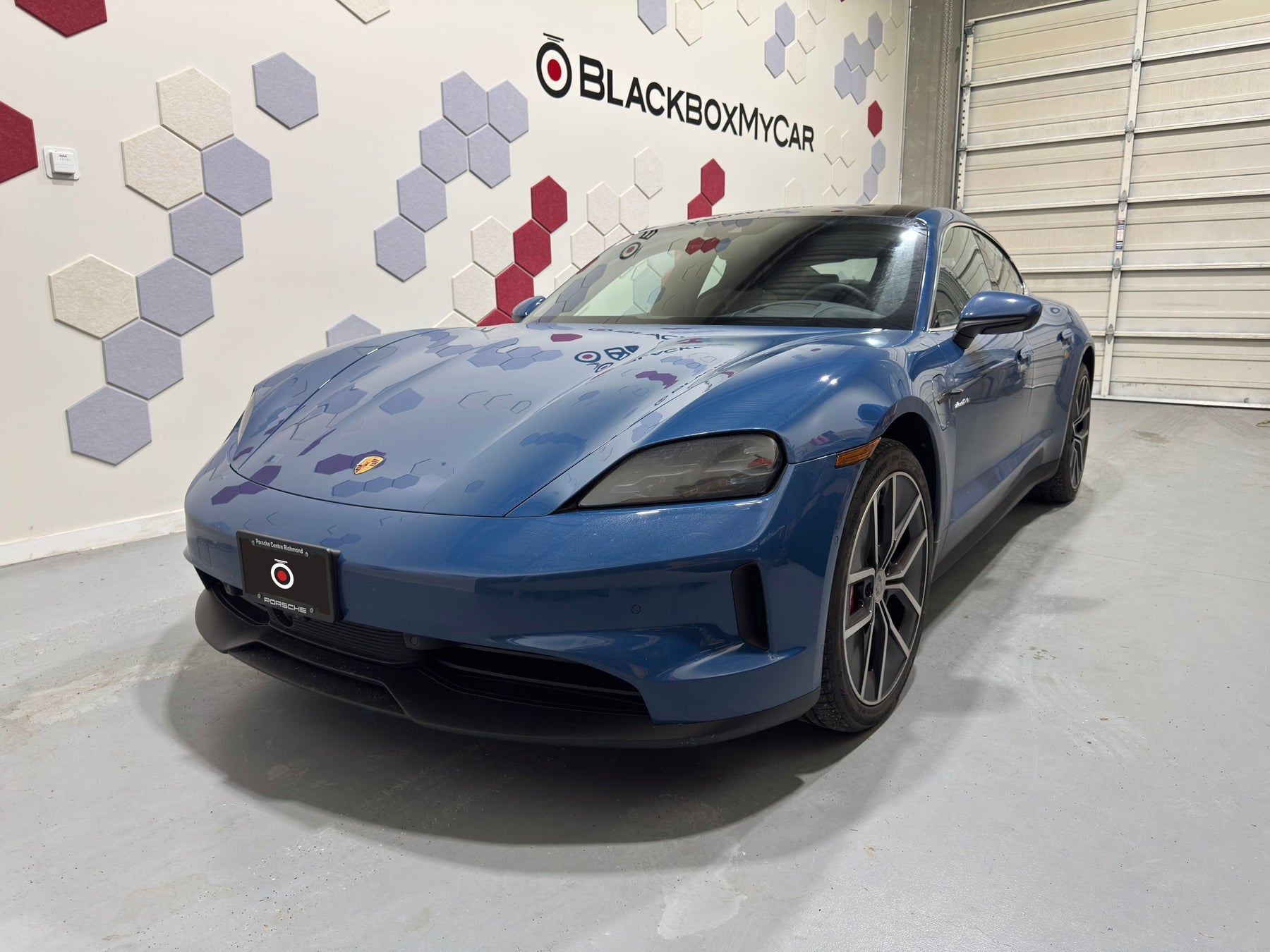 Installing a BlackVue Elite 9 2CH + CM100G LTE Module + B-130A Battery Pack into a 2025 Porsche Taycan 4S cover image