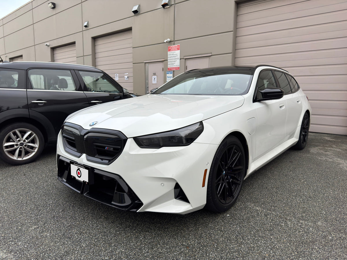 Installing a BlackVue Elite 9 2CH Dash Cam into a 2026 BMW M5 Touring cover image