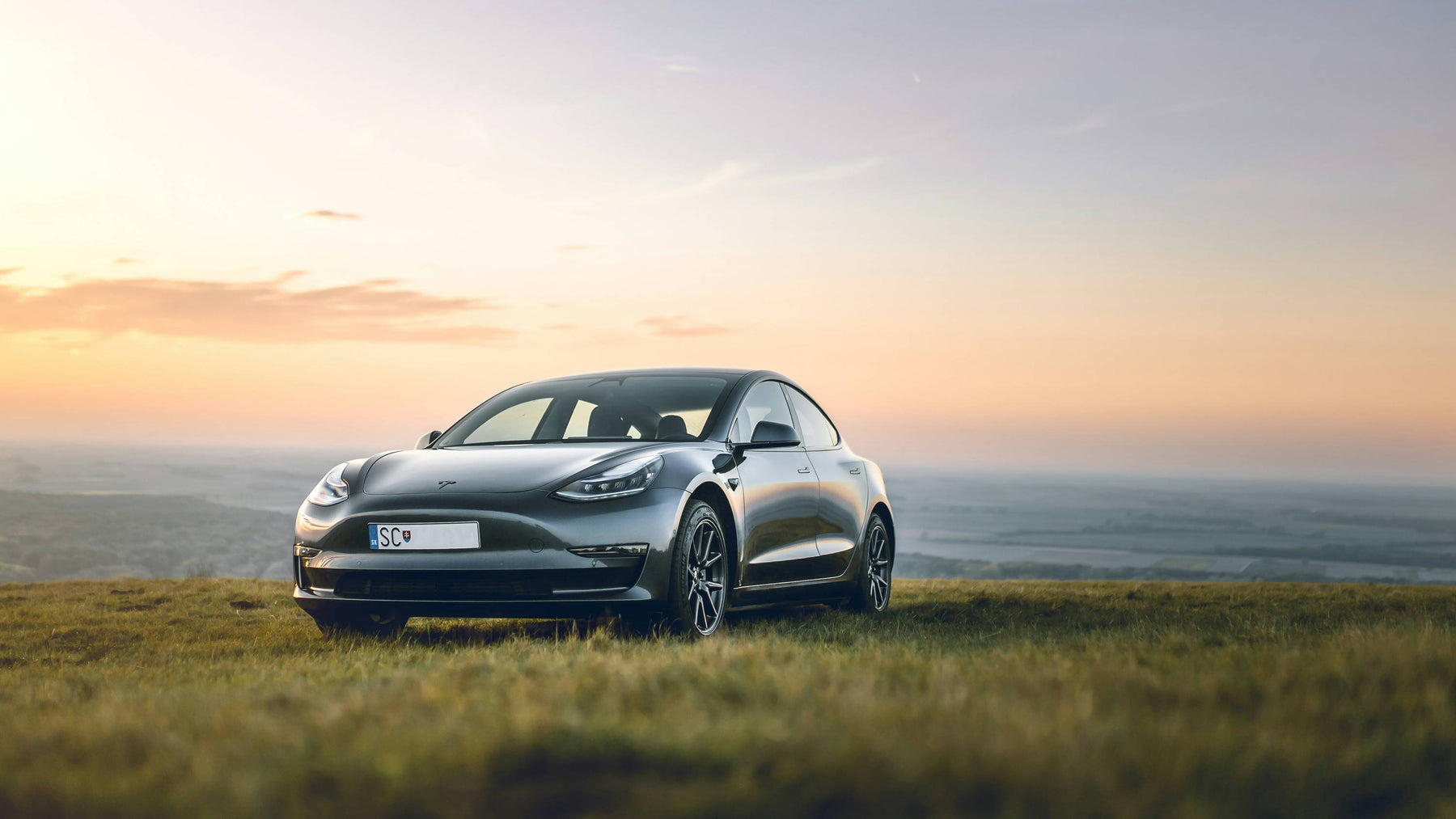 Why We Love Tesla - - BlackboxMyCar Canada